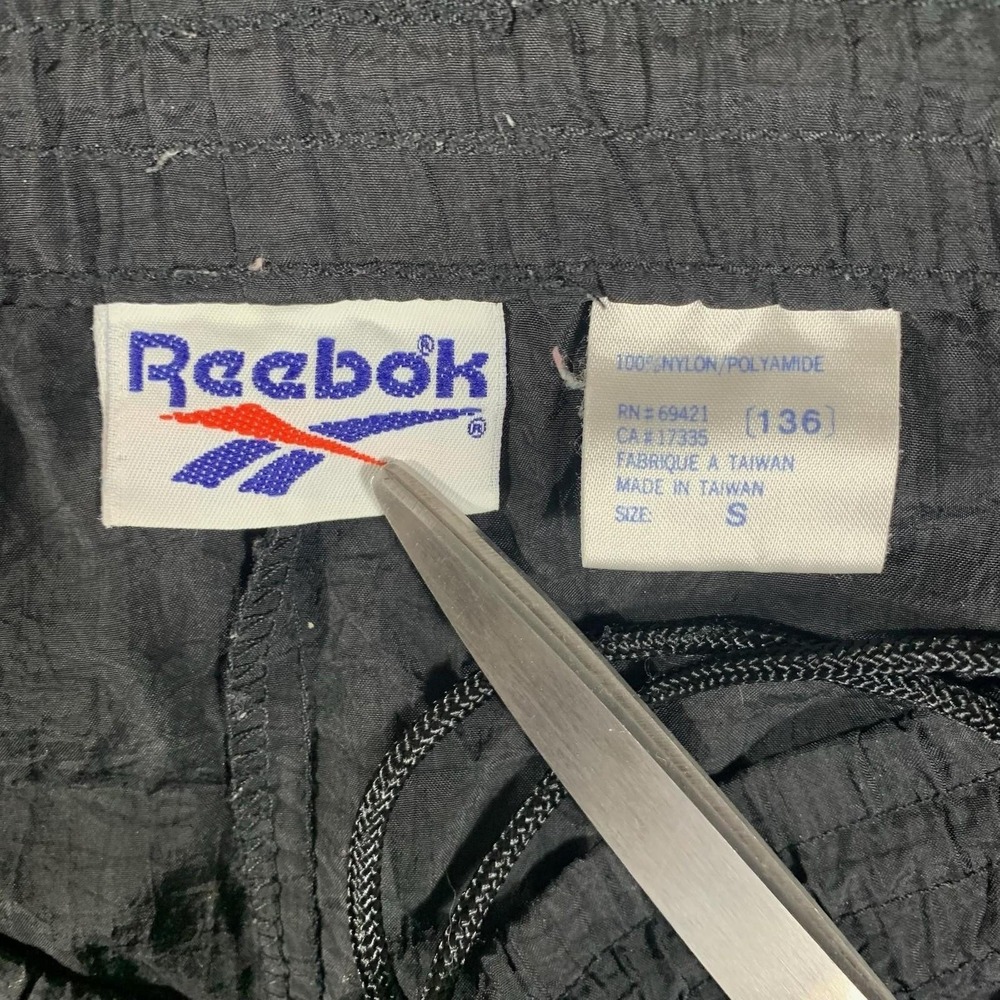 VTG Reebok Pants Mens Small Black Track Pants Taffeta Drawstring 90s Retro Baggy - Picture 2 of 12